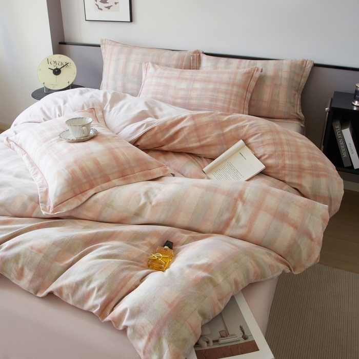 91家纺网 家纺一手货源 找家纺 沐白家居 2025新款全棉生态磨毛四件套彩虹格-粉