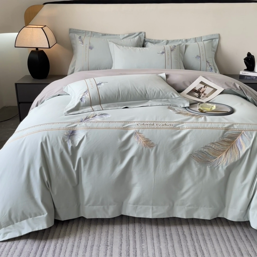 91家纺网 家纺一手货源 找家纺 桃园 2025新款纯棉全棉长绒棉磨毛四件套不掉毛-羽翼 （高端礼盒） 羽翼-飘蓝