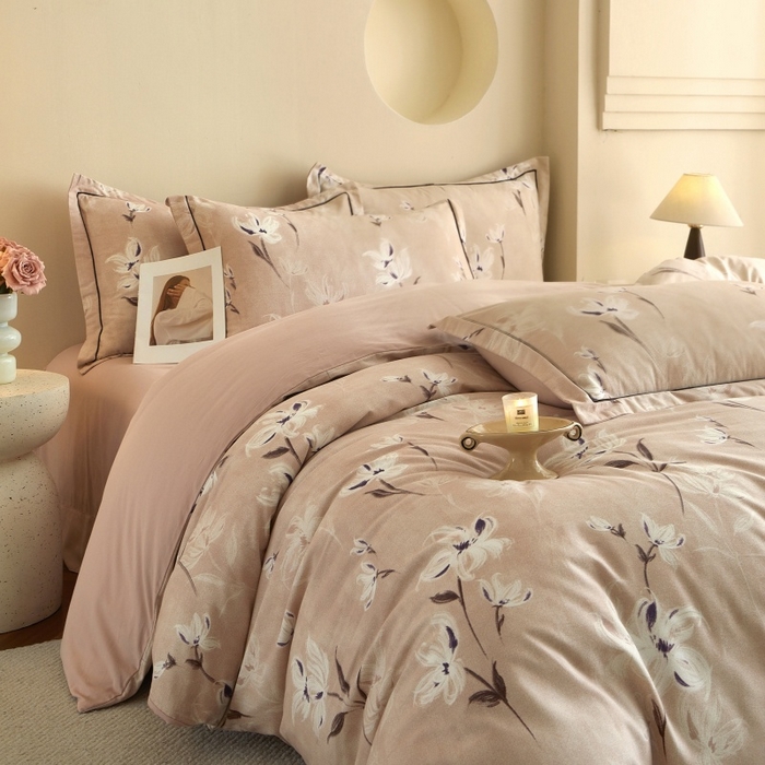 91家纺网 家纺一手货源 找家纺 沐白家居 2025新款全棉生态磨毛四件套锦瑟-豆沙