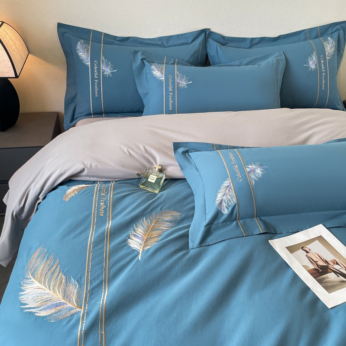 91家纺网 家纺一手货源 找家纺 桃园 2025新款纯棉全棉长绒棉磨毛四件套不掉毛-羽翼 （高端礼盒） 羽翼-宾利蓝