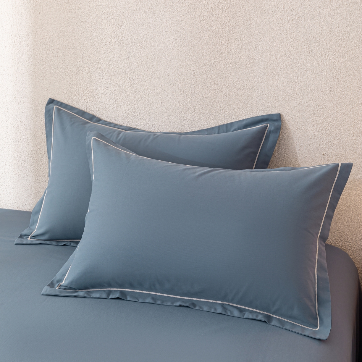 91家纺网 家纺一手货源 找家纺 （总）百寐 2025新款A类100%全棉纯色加厚磨毛加大50*80枕套40*60/48*74枕芯保护套