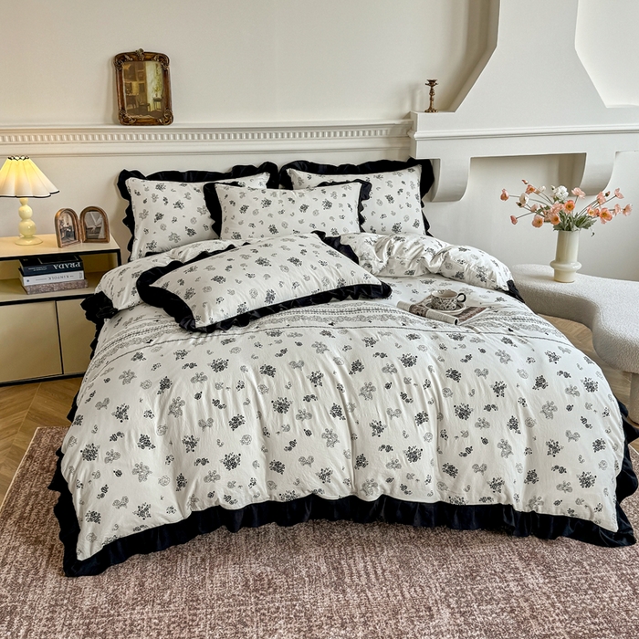 91家纺网 家纺一手货源 找家纺 芷凡家纺 2025新款水洗棉双层纱赫本风四件套-风格二 爱翩翩