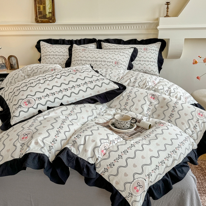 91家纺网 家纺一手货源 找家纺 芷凡家纺 2025新款水洗棉双层纱赫本风四件套-风格二 波纹