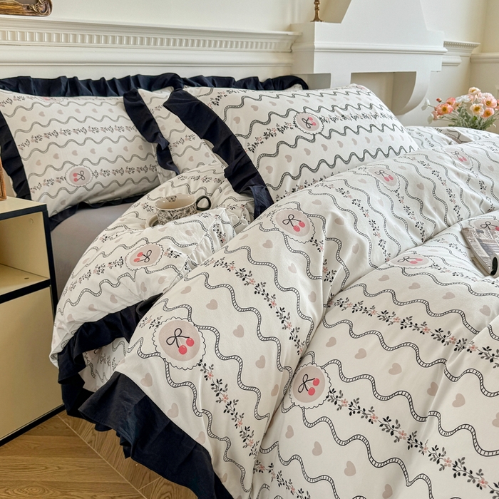 91家纺网 家纺一手货源 找家纺 芷凡家纺 2025新款水洗棉双层纱赫本风四件套-风格二 波纹