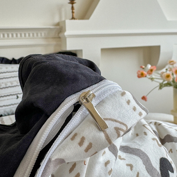 91家纺网 家纺一手货源 找家纺 芷凡家纺 2025新款水洗棉双层纱赫本风四件套-风格二 小爱心