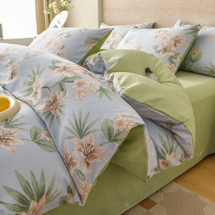 91家纺网 家纺一手货源 找家纺 宇彬家纺 2025直播新款13070全棉纯棉印花单双人被套喷气小清新简约热款学生被罩花间水色