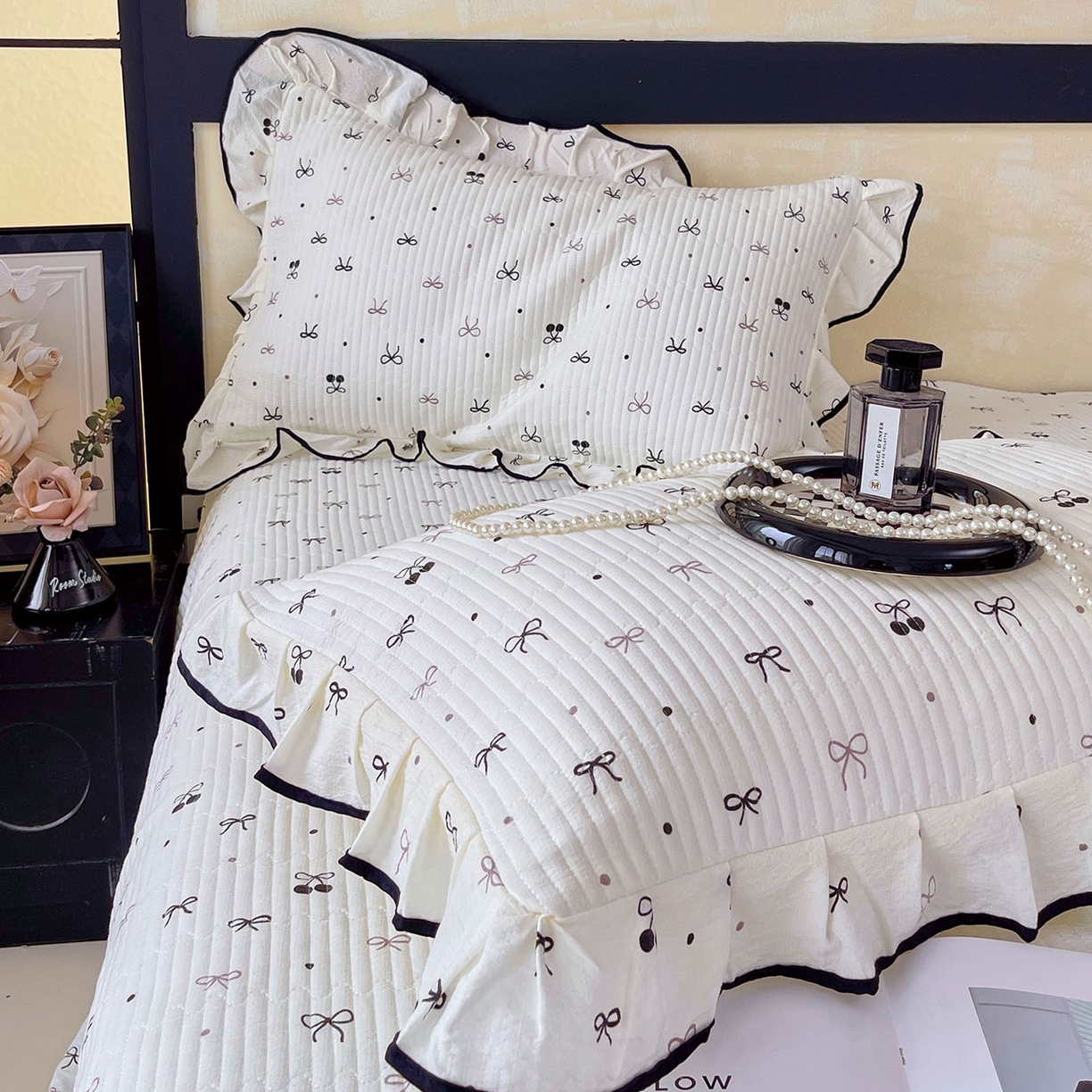 91家纺网 家纺一手货源 找家纺 （总）雨彤家纺 2025新款A类云感公主风双层纱印花夹棉花边款枕套