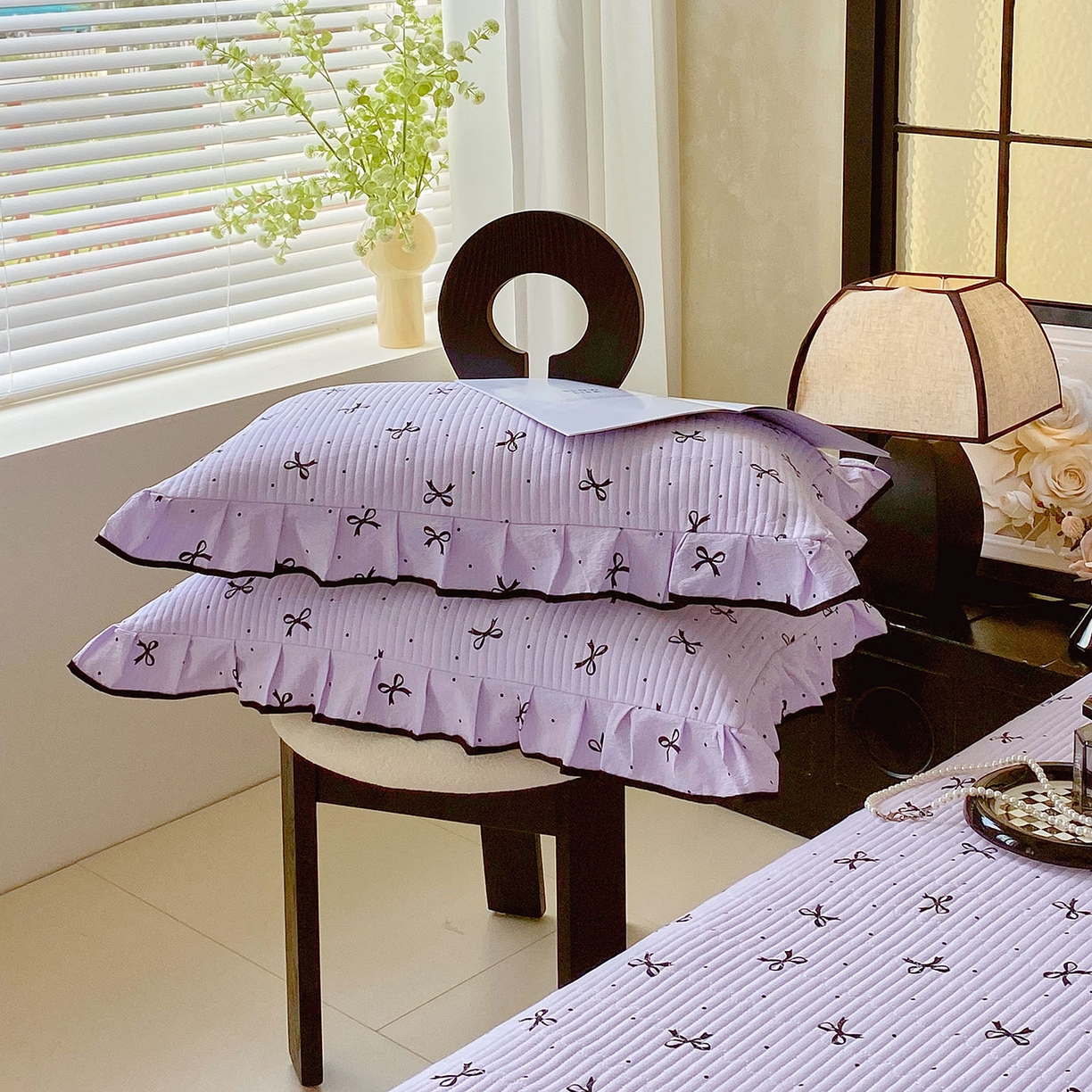 91家纺网 家纺一手货源 找家纺 雨彤家纺 2025新款A类云感公主风双层纱印花夹棉花边款枕套 蝴蝶可颂-公主风