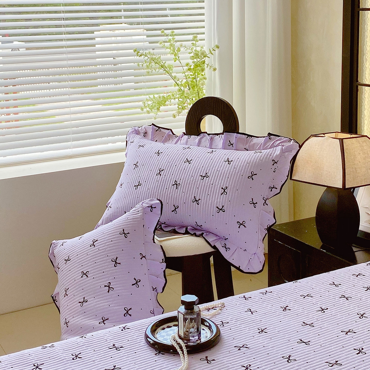 91家纺网 家纺一手货源 找家纺 雨彤家纺 2025新款A类云感公主风双层纱印花夹棉花边款枕套 蝴蝶可颂-公主风