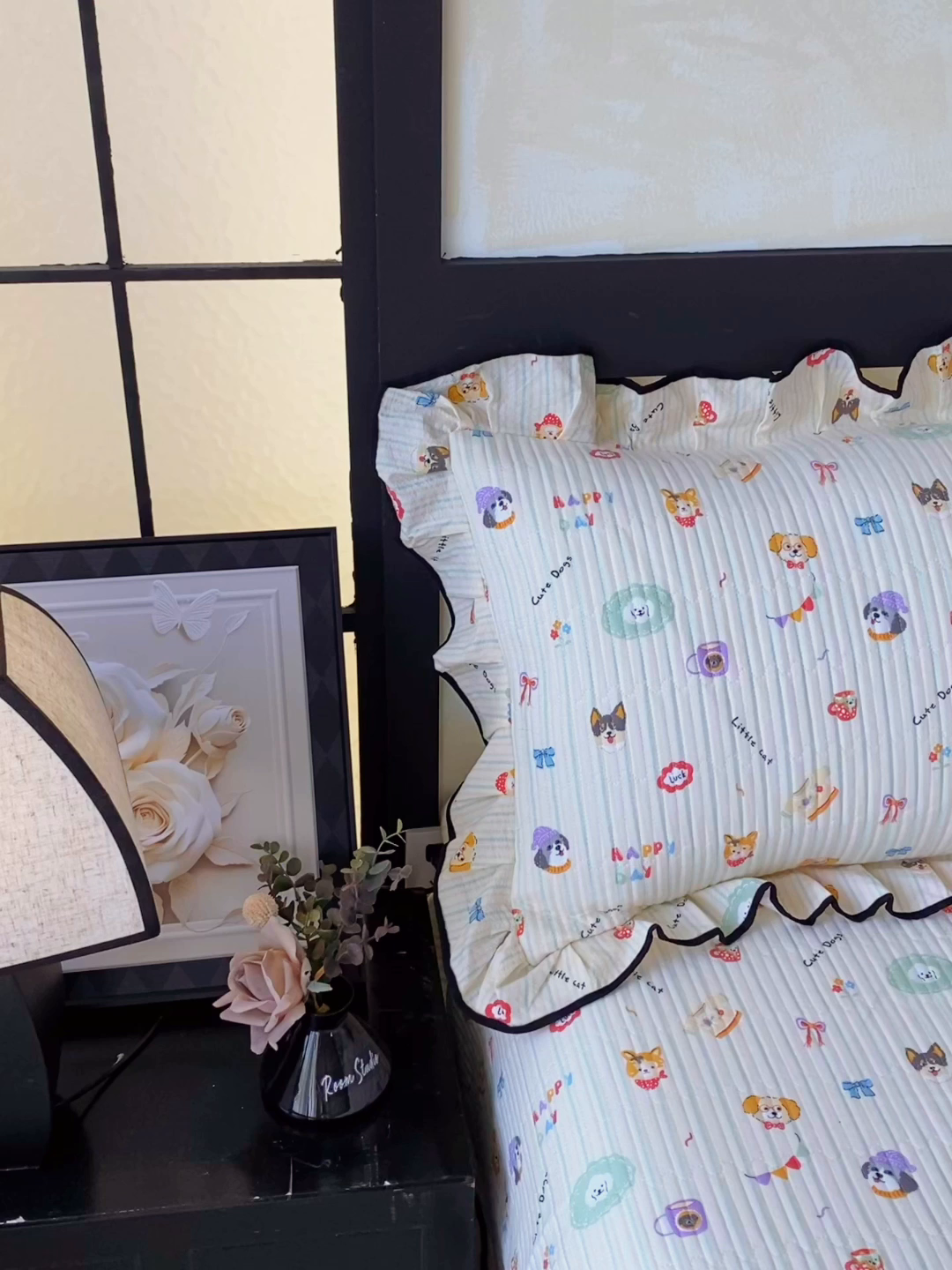 91家纺网 家纺一手货源 找家纺 雨彤家纺 2025新款A类云感公主风双层纱印花夹棉花边款枕套 童趣涂鸦-公主风