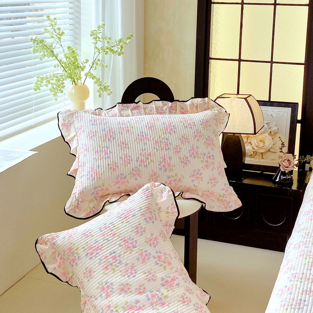 91家纺网 家纺一手货源 找家纺 雨彤家纺 2025新款A类云感公主风双层纱印花夹棉花边款枕套 槐夏风清-公主风