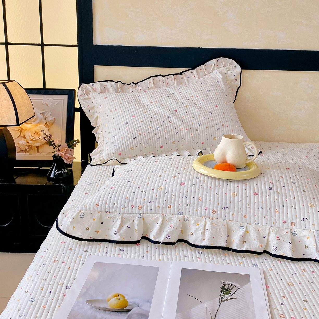 91家纺网 家纺一手货源 找家纺 雨彤家纺 2025新款A类云感公主风双层纱印花夹棉花边款枕套 小确幸-公主风