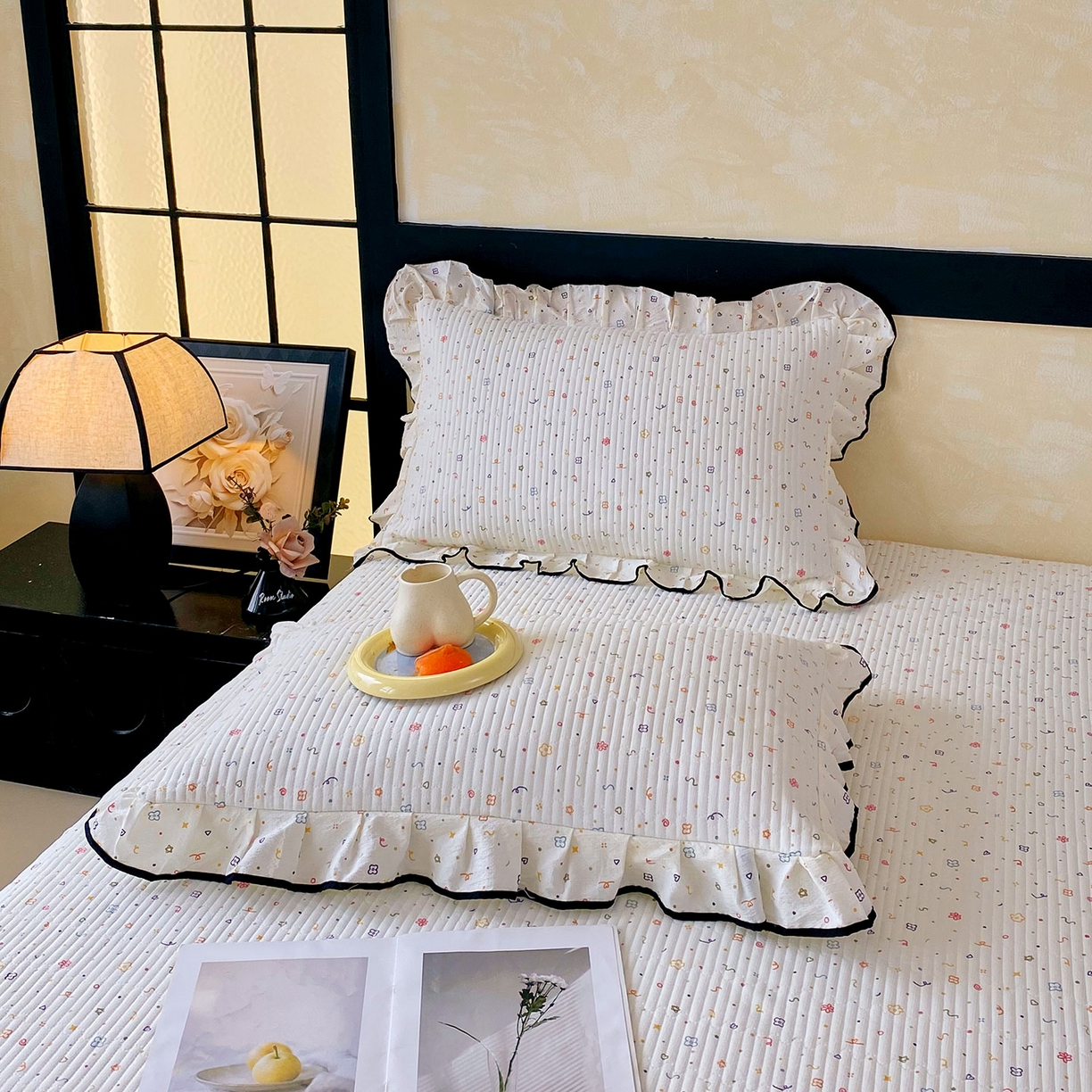 91家纺网 家纺一手货源 找家纺 雨彤家纺 2025新款A类云感公主风双层纱印花夹棉花边款枕套 小确幸-公主风