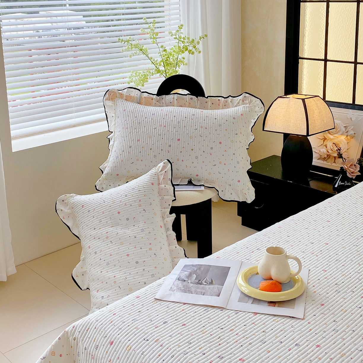 91家纺网 家纺一手货源 找家纺 雨彤家纺 2025新款A类云感公主风双层纱印花夹棉花边款枕套 小确幸-公主风