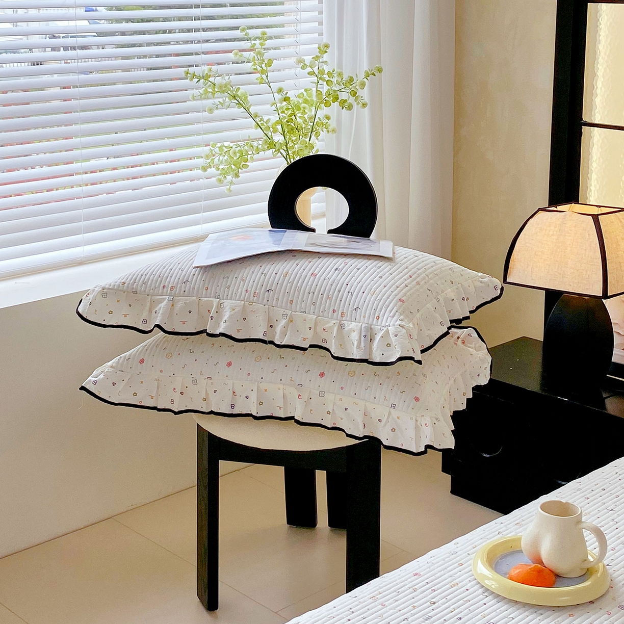 91家纺网 家纺一手货源 找家纺 雨彤家纺 2025新款A类云感公主风双层纱印花夹棉花边款枕套 小确幸-公主风