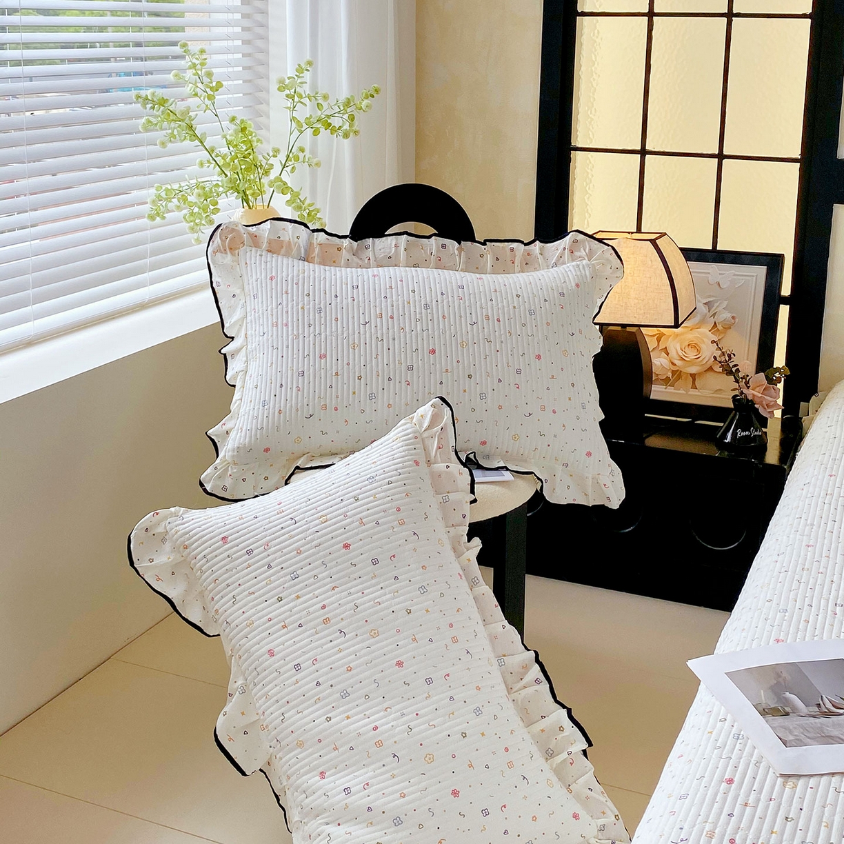 91家纺网 家纺一手货源 找家纺 雨彤家纺 2025新款A类云感公主风双层纱印花夹棉花边款枕套 小确幸-公主风