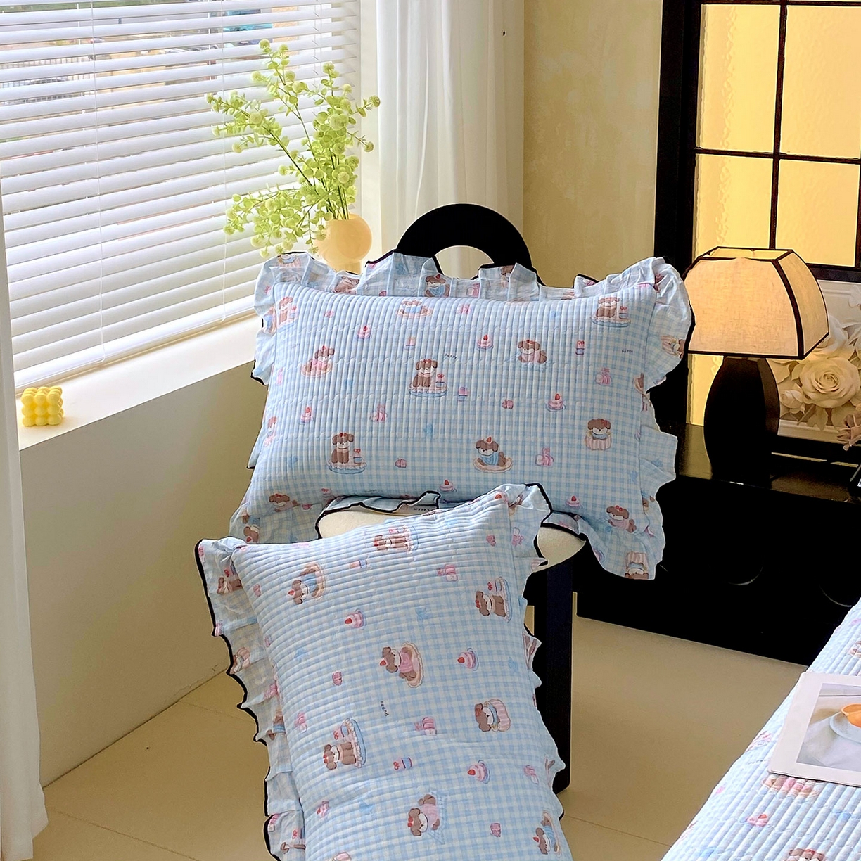 91家纺网 家纺一手货源 找家纺 雨彤家纺 2025新款A类云感公主风双层纱印花夹棉花边款枕套 淘气狗-公主风