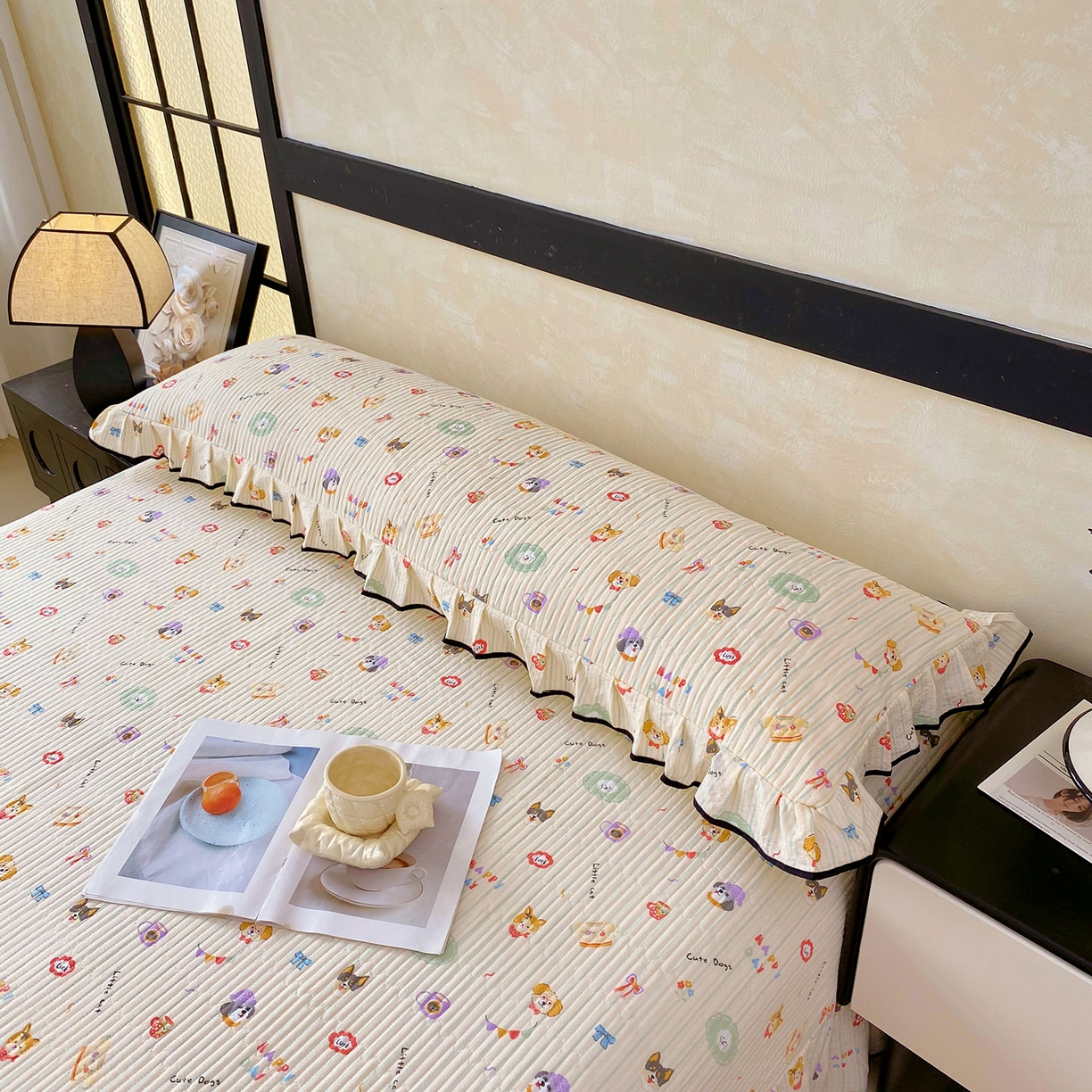 91家纺网 家纺一手货源 找家纺 雨彤家纺 2025新款A类公主风云感双层纱夹棉加长花边款枕套 童趣涂鸦-公主风