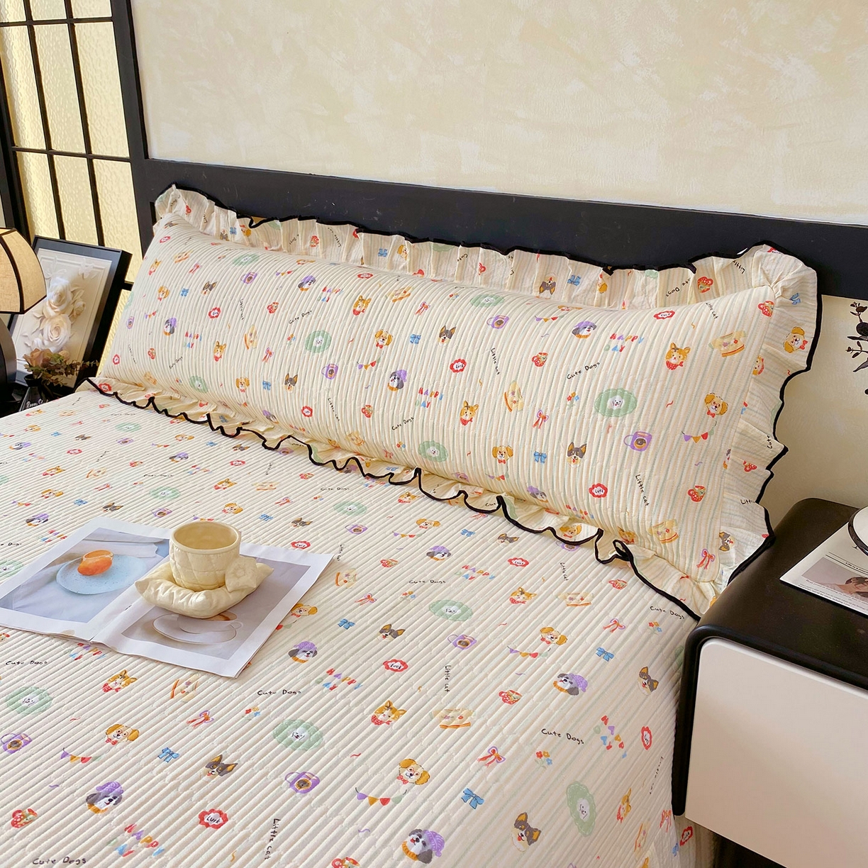 91家纺网 家纺一手货源 找家纺 雨彤家纺 2025新款A类公主风云感双层纱夹棉加长花边款枕套 童趣涂鸦-公主风