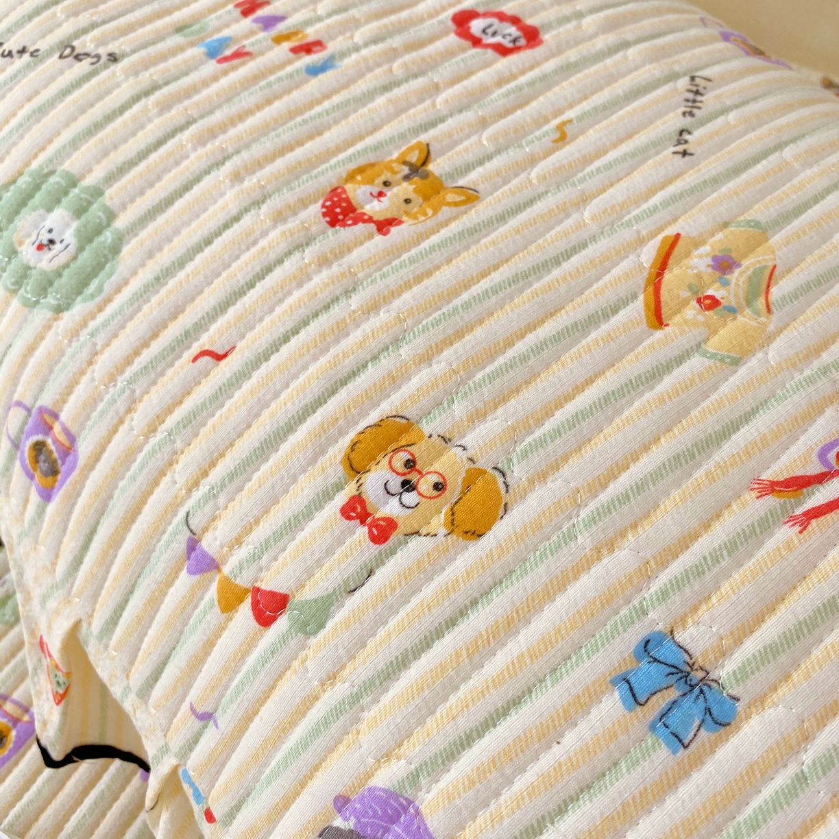 91家纺网 家纺一手货源 找家纺 雨彤家纺 2025新款A类公主风云感双层纱夹棉加长花边款枕套 童趣涂鸦-公主风