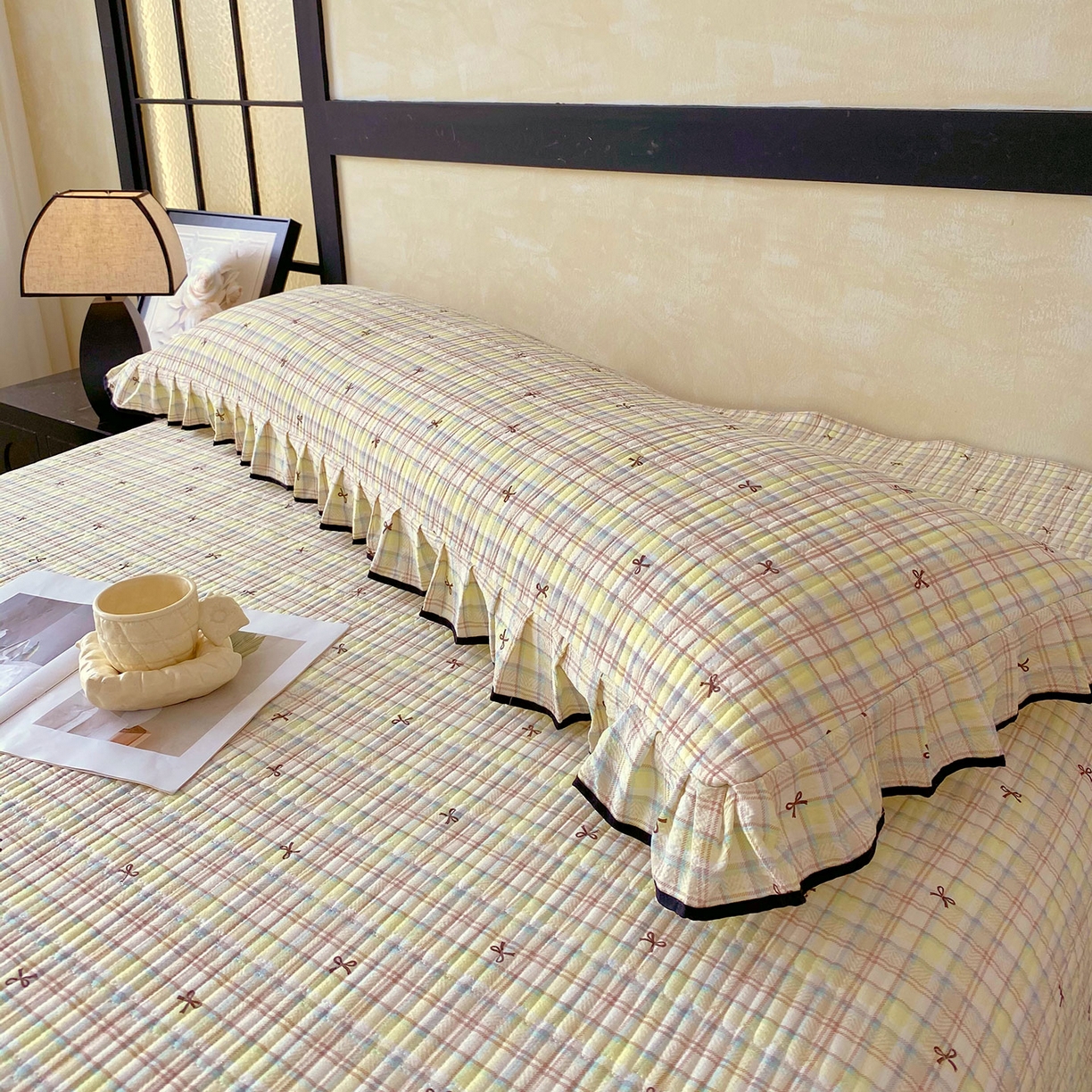 91家纺网 家纺一手货源 找家纺 雨彤家纺 2025新款A类公主风云感双层纱夹棉加长花边款枕套 格调蝴蝶结-公主风