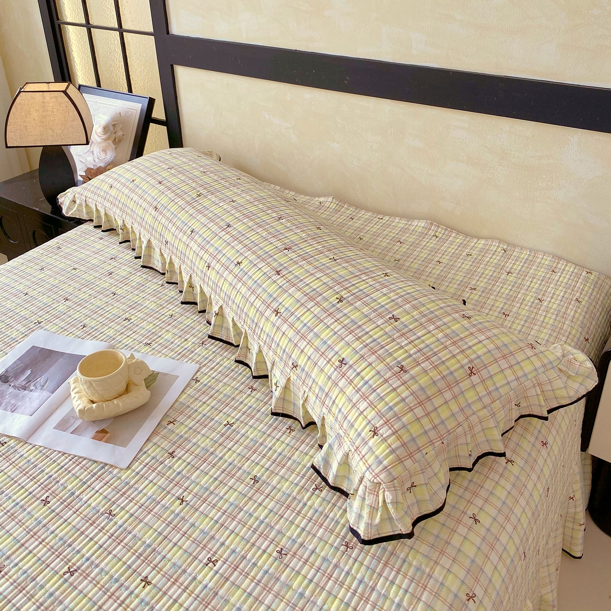 91家纺网 家纺一手货源 找家纺 雨彤家纺 2025新款A类公主风云感双层纱夹棉加长花边款枕套 格调蝴蝶结-公主风