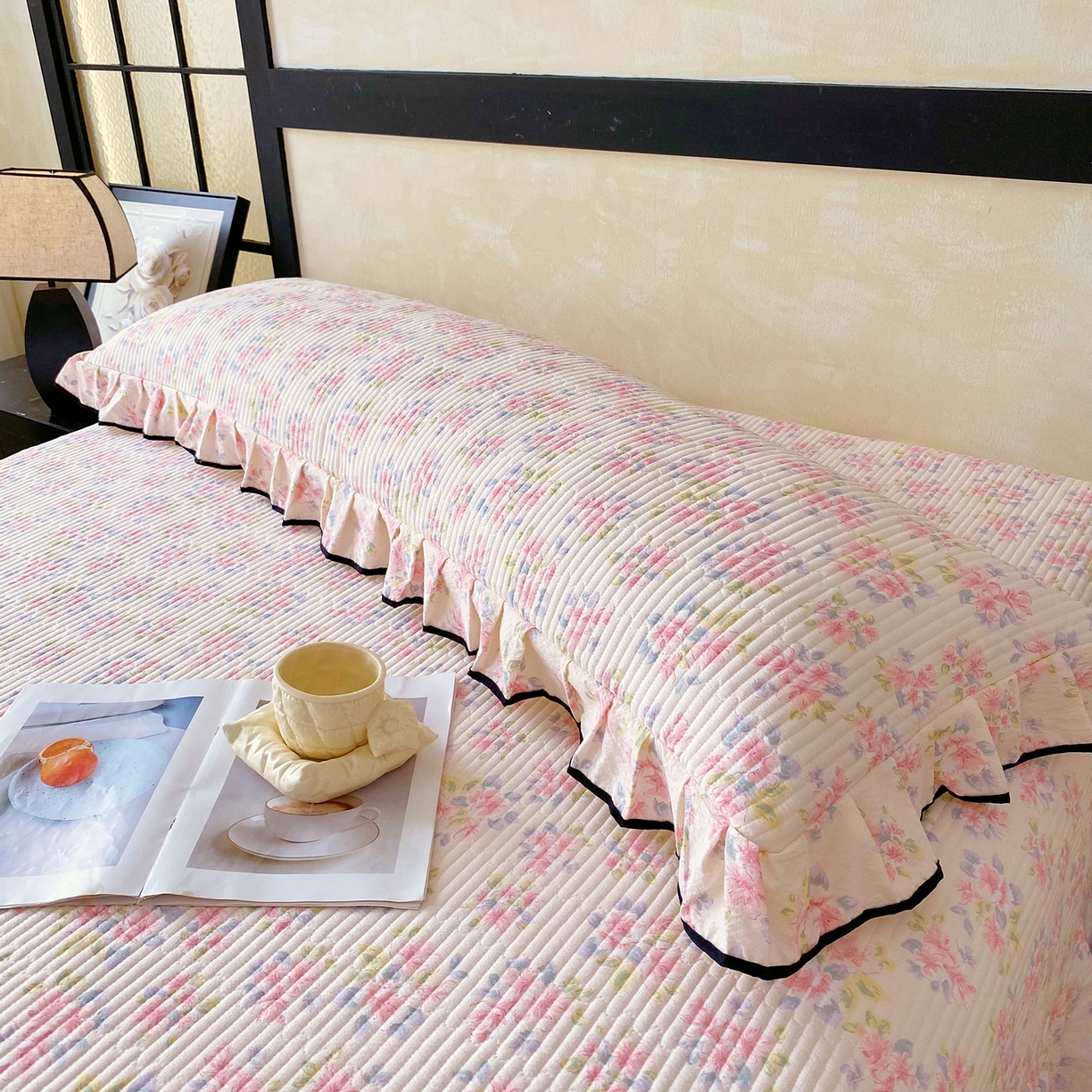 91家纺网 家纺一手货源 找家纺 雨彤家纺 2025新款A类公主风云感双层纱夹棉加长花边款枕套 槐夏风清-公主风