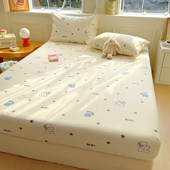 91家纺网 家纺一手货源 找家纺 希诺家居 2025新款全棉纯棉卡通小清新床笠 电话小熊