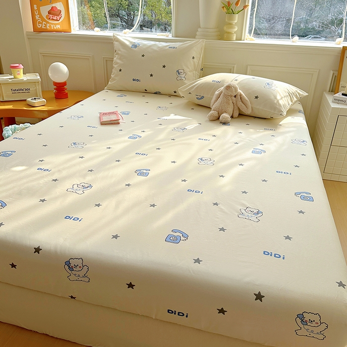 91家纺网 家纺一手货源 找家纺 希诺家居 2025新款全棉纯棉卡通小清新床笠 电话小熊