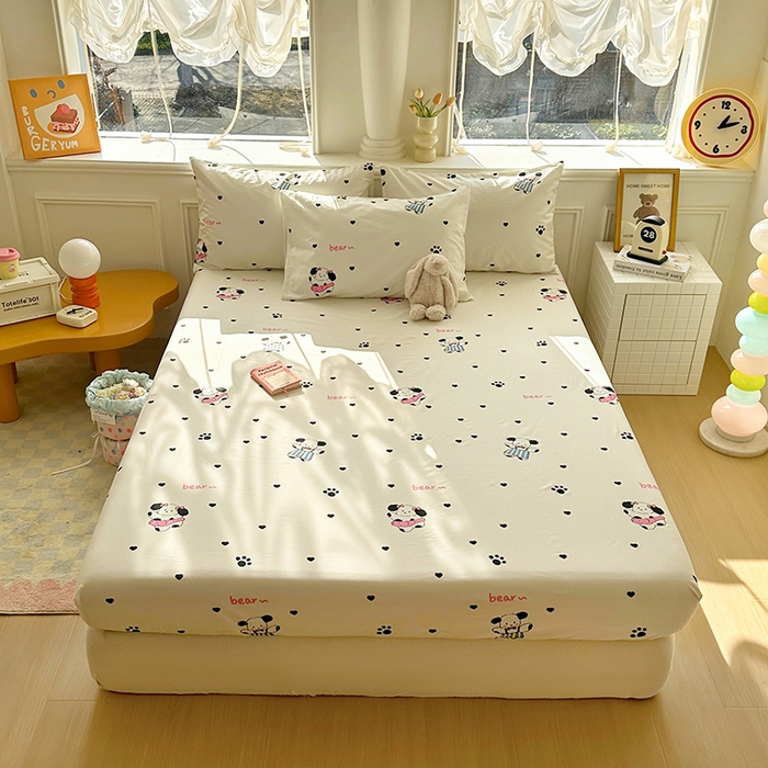 91家纺网 家纺一手货源 找家纺 希诺家居 2025新款全棉纯棉卡通小清新床笠 甜心小熊