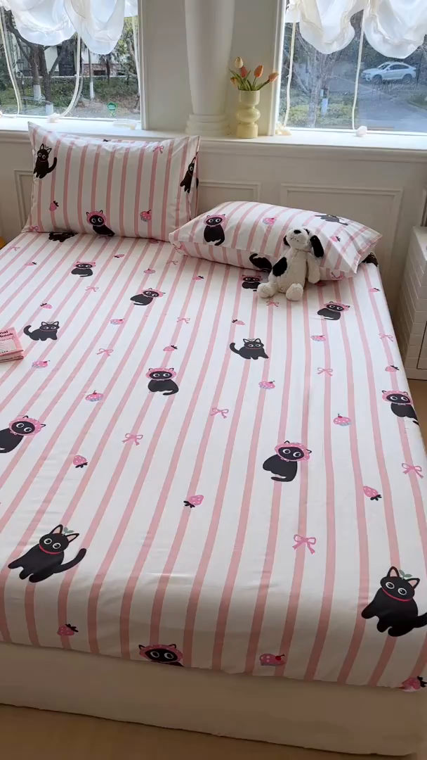 91家纺网 家纺一手货源 找家纺 希诺家居 2025新款全棉纯棉卡通小清新床笠 条纹黑猫