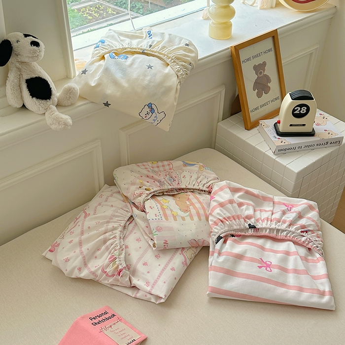 91家纺网 家纺一手货源 找家纺 希诺家居 2025新款全棉纯棉卡通小清新床笠 组合图