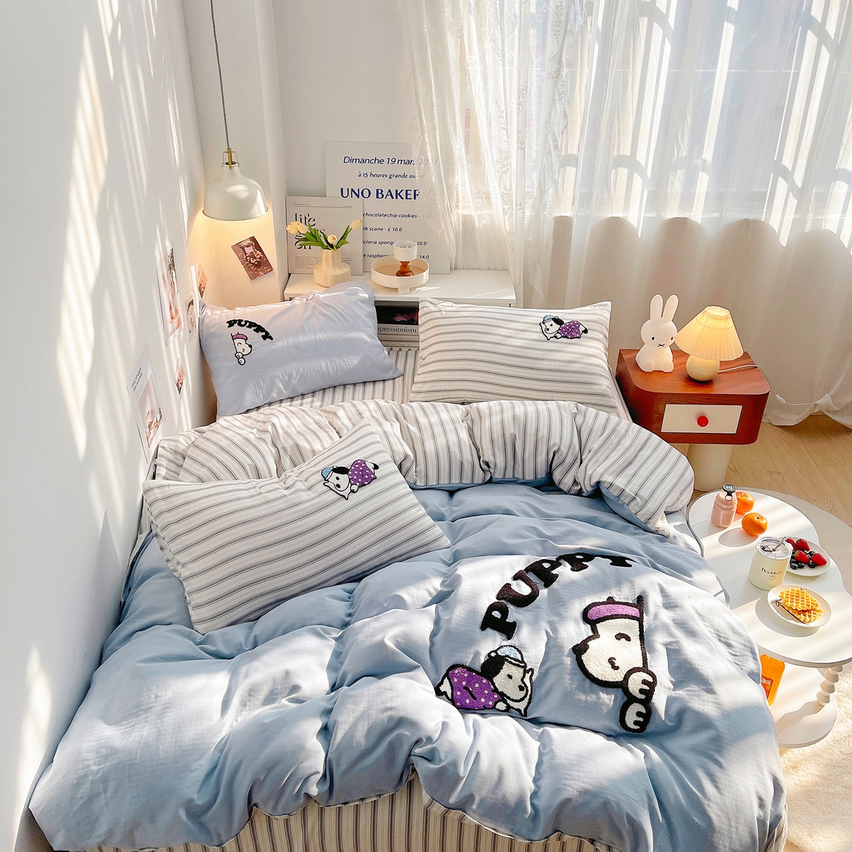 91家纺网 家纺一手货源 找家纺 炫拼家纺 2026春夏新款全棉纯棉A类40支双层纱卡通毛巾绣四件套-慕斯 晚安狗