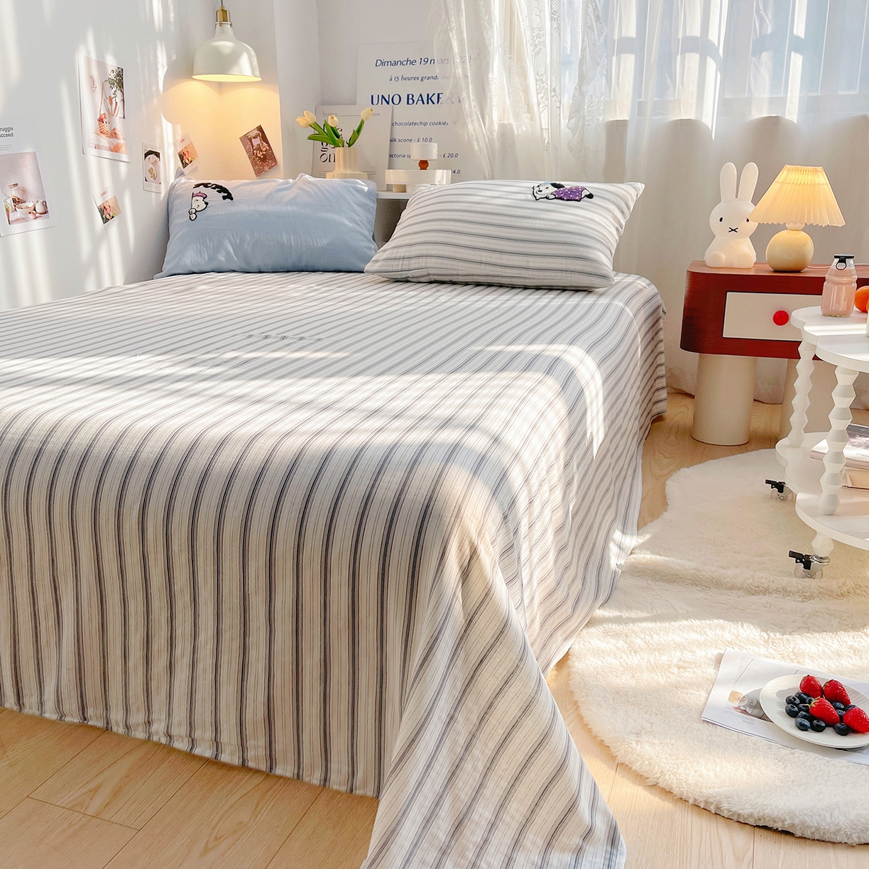 91家纺网 家纺一手货源 找家纺 炫拼家纺 2026春夏新款全棉纯棉A类40支双层纱卡通毛巾绣四件套-慕斯 晚安狗