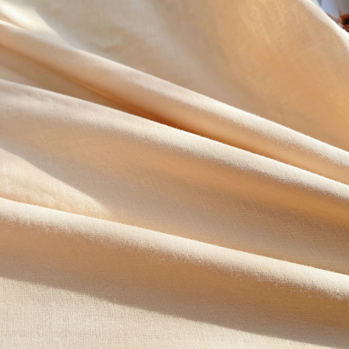 91家纺网 家纺一手货源 找家纺 炫拼家纺 2026春夏新款全棉纯棉A类40支双层纱卡通毛巾绣四件套-慕斯 哈尼熊