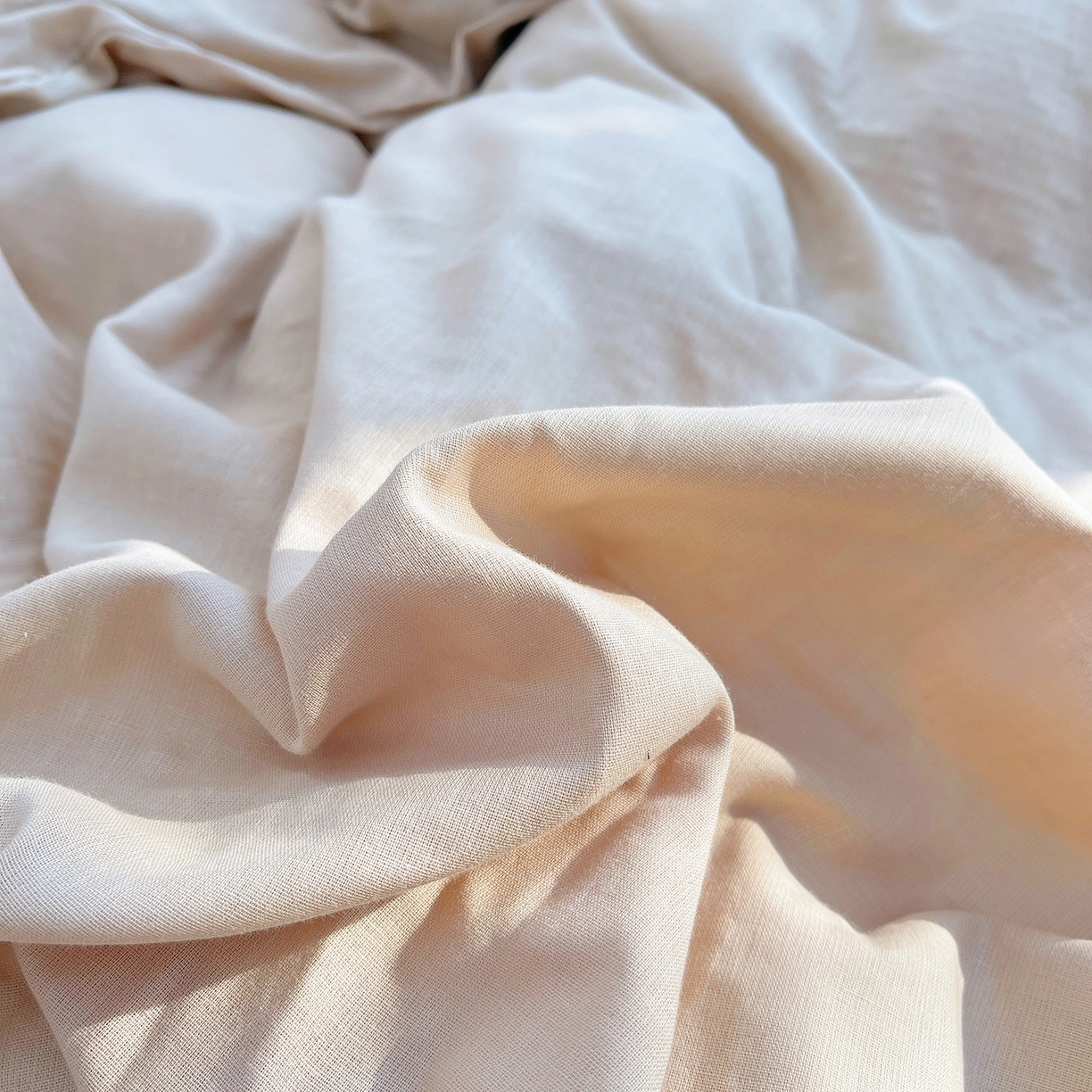 91家纺网 家纺一手货源 找家纺 炫拼家纺 2026春夏新款全棉纯棉A类40支双层纱卡通毛巾绣四件套-慕斯 汉堡卡皮