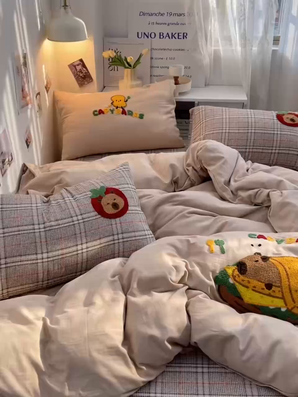 91家纺网 家纺一手货源 找家纺 炫拼家纺 2026春夏新款全棉纯棉A类40支双层纱卡通毛巾绣四件套-慕斯 汉堡卡皮