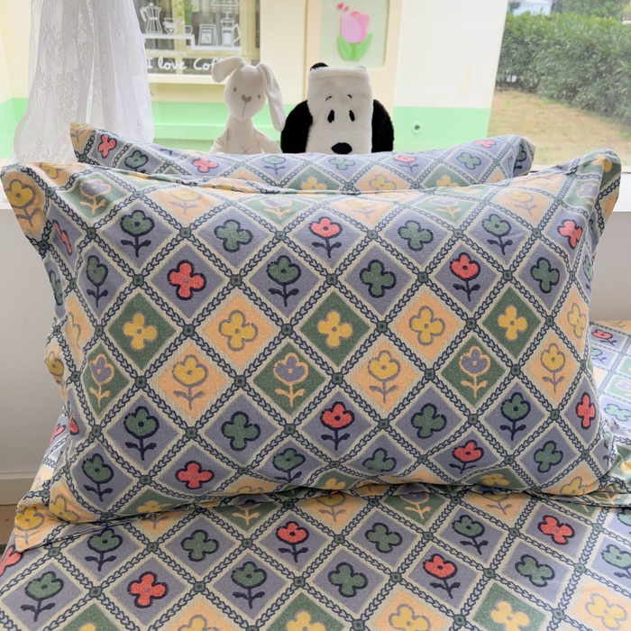 91家纺网 家纺一手货源 找家纺 百寐 2025新款秋冬全棉生态磨毛印花单品枕套48*74cm单只一对枕芯保护套 宁梵西