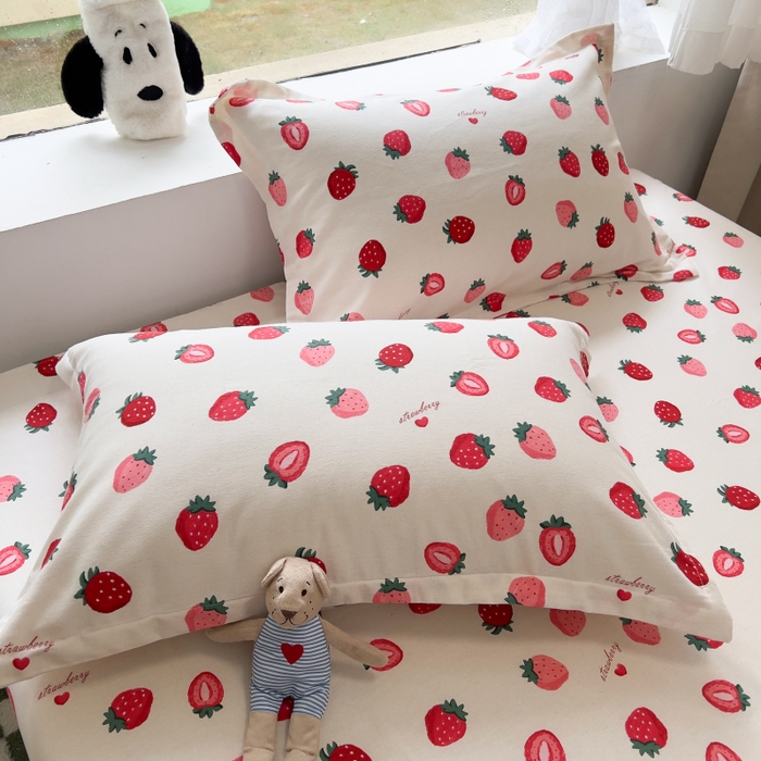 91家纺网 家纺一手货源 找家纺 百寐 2025新款秋冬全棉生态磨毛印花单品枕套48*74cm单只一对枕芯保护套 小甜心