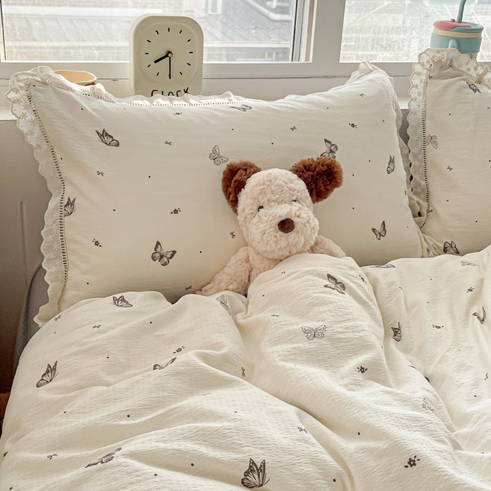 91家纺网 家纺一手货源 找家纺 典曼家纺 2025新款云感皱皱双层纱花边四件套 蝴蝶梦