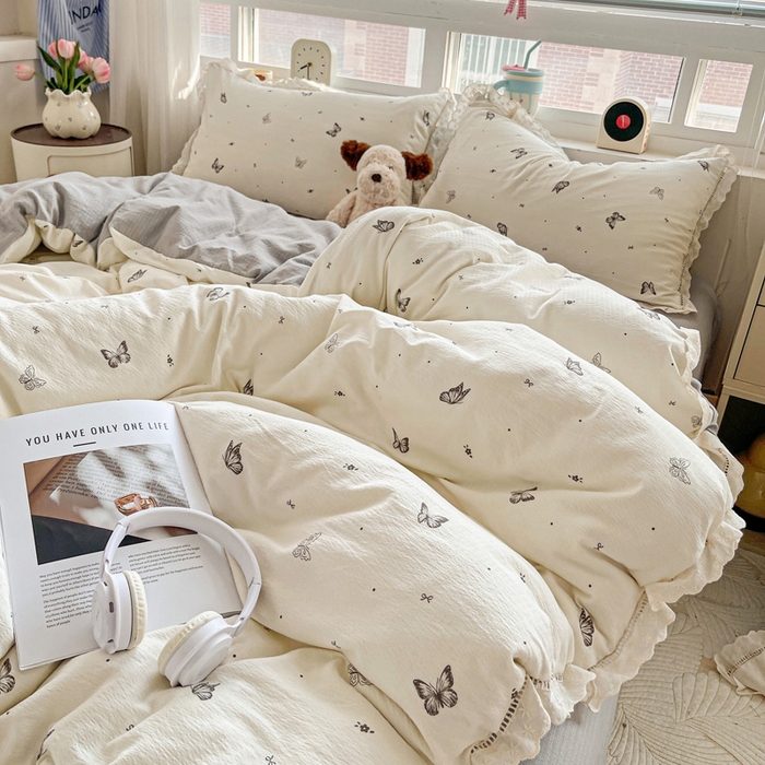 91家纺网 家纺一手货源 找家纺 典曼家纺 2025新款云感皱皱双层纱花边四件套 蝴蝶梦