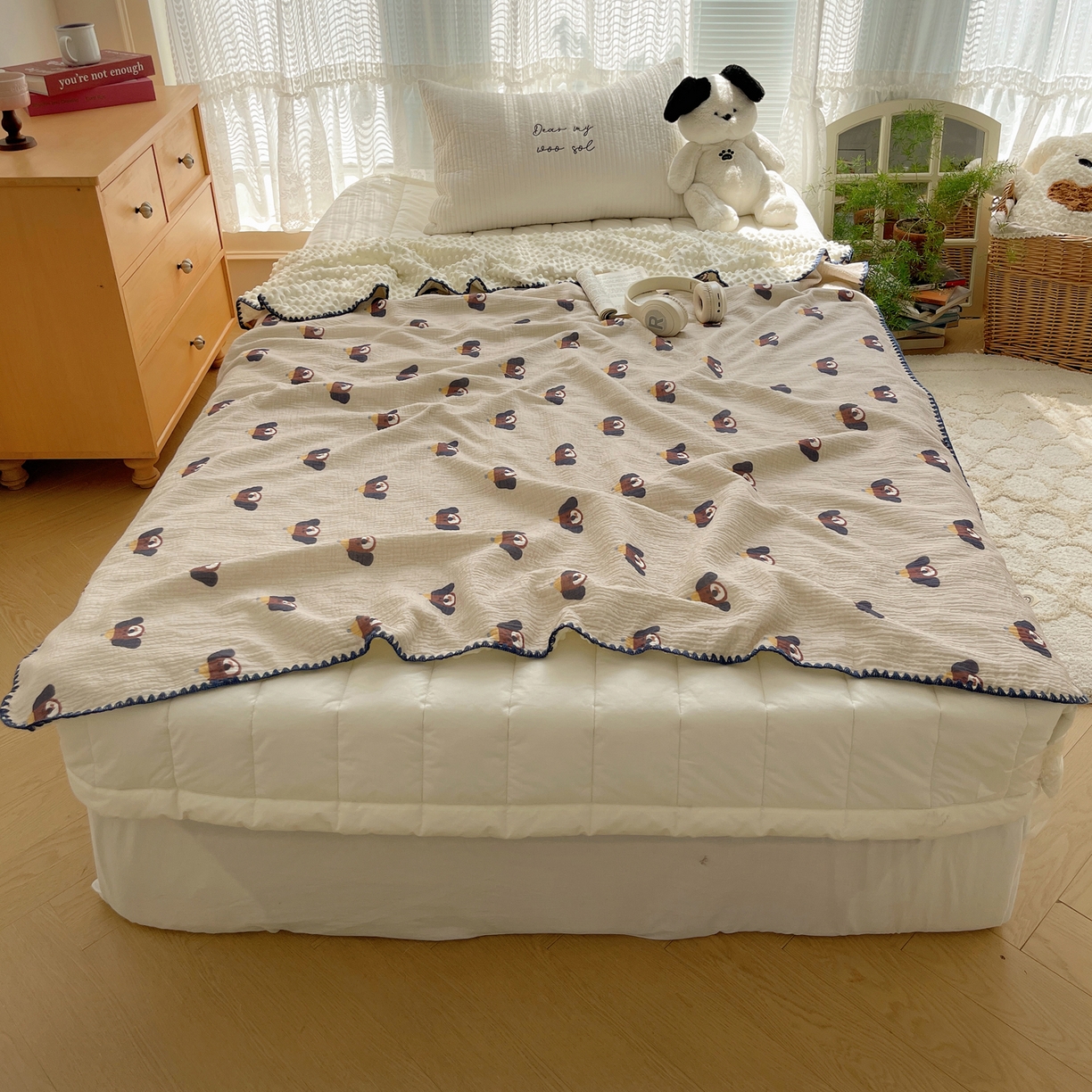 91家纺网 家纺一手货源 找家纺 （总）三朵家纺 2025新款全棉纯棉绉绉纱+宝宝绒多功能毯盖毯毯子