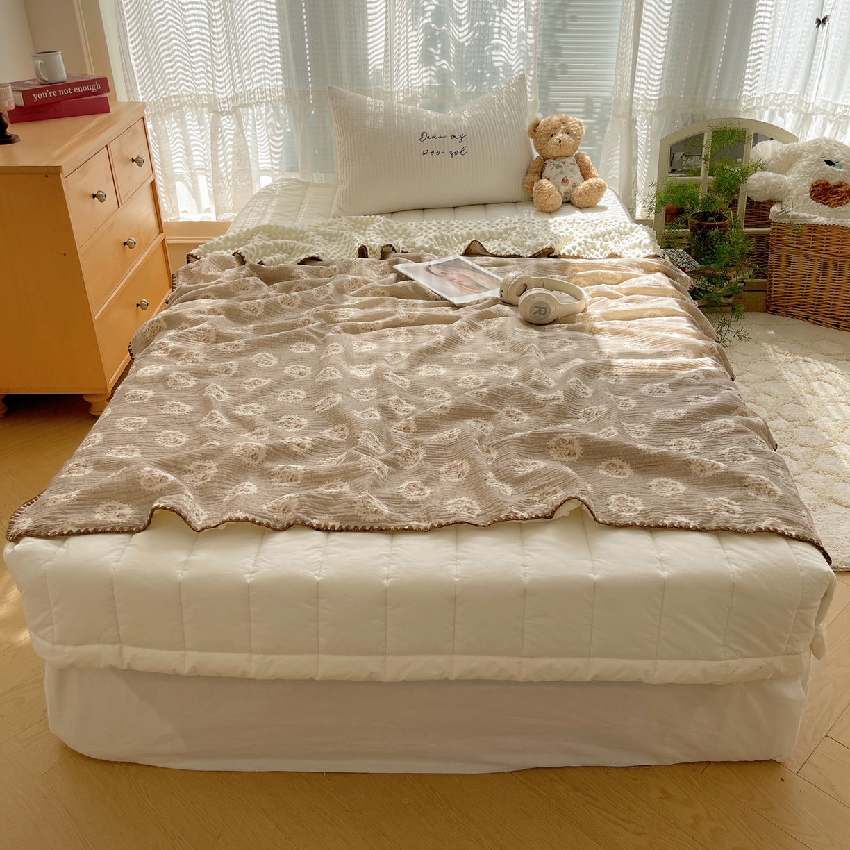 91家纺网 家纺一手货源 找家纺 （总）三朵家纺 2025新款全棉纯棉绉绉纱+宝宝绒多功能毯盖毯毯子