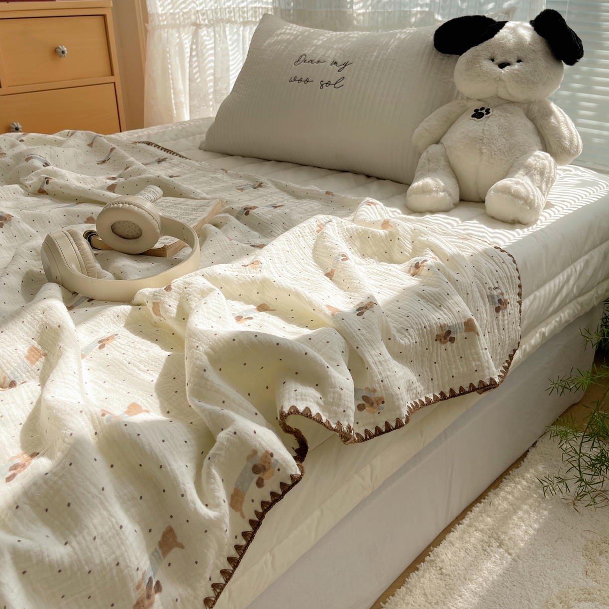 91家纺网 家纺一手货源 找家纺 三朵家纺 2025新款全棉纯棉绉绉纱+宝宝绒多功能毯盖毯毯子 小确幸