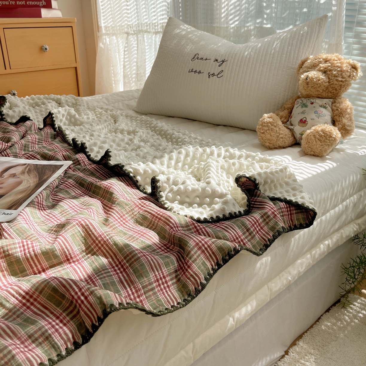 91家纺网 家纺一手货源 找家纺 三朵家纺 2025新款全棉纯棉绉绉纱+宝宝绒多功能毯盖毯毯子 初享时光