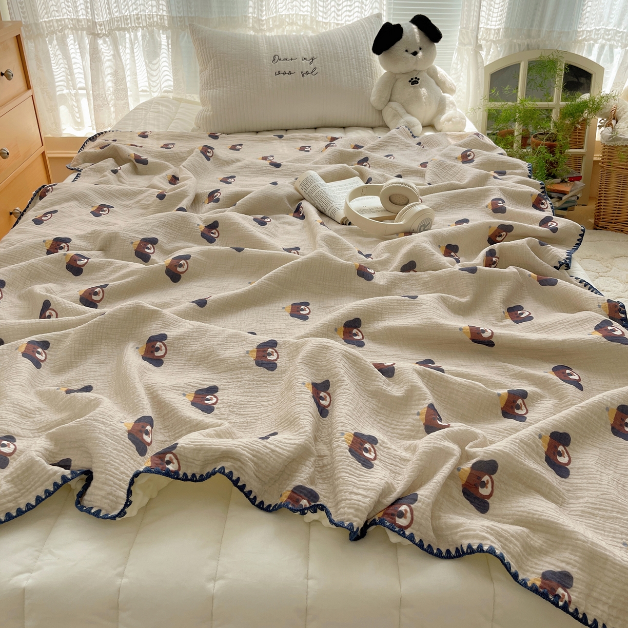 91家纺网 家纺一手货源 找家纺 三朵家纺 2025新款全棉纯棉绉绉纱+宝宝绒多功能毯盖毯毯子 大耳狗