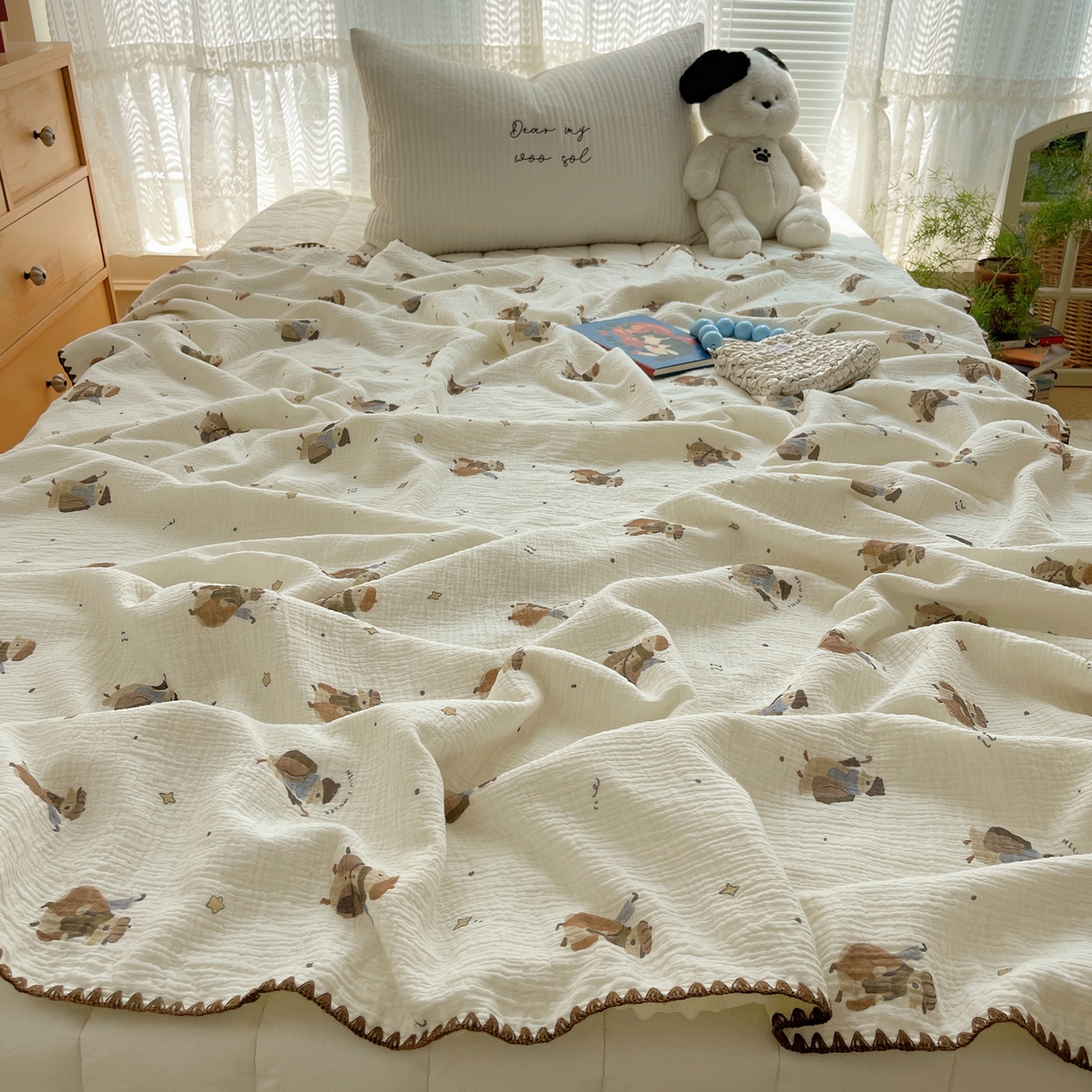 91家纺网 家纺一手货源 找家纺 三朵家纺 2025新款全棉纯棉绉绉纱+宝宝绒多功能毯盖毯毯子 森林公主