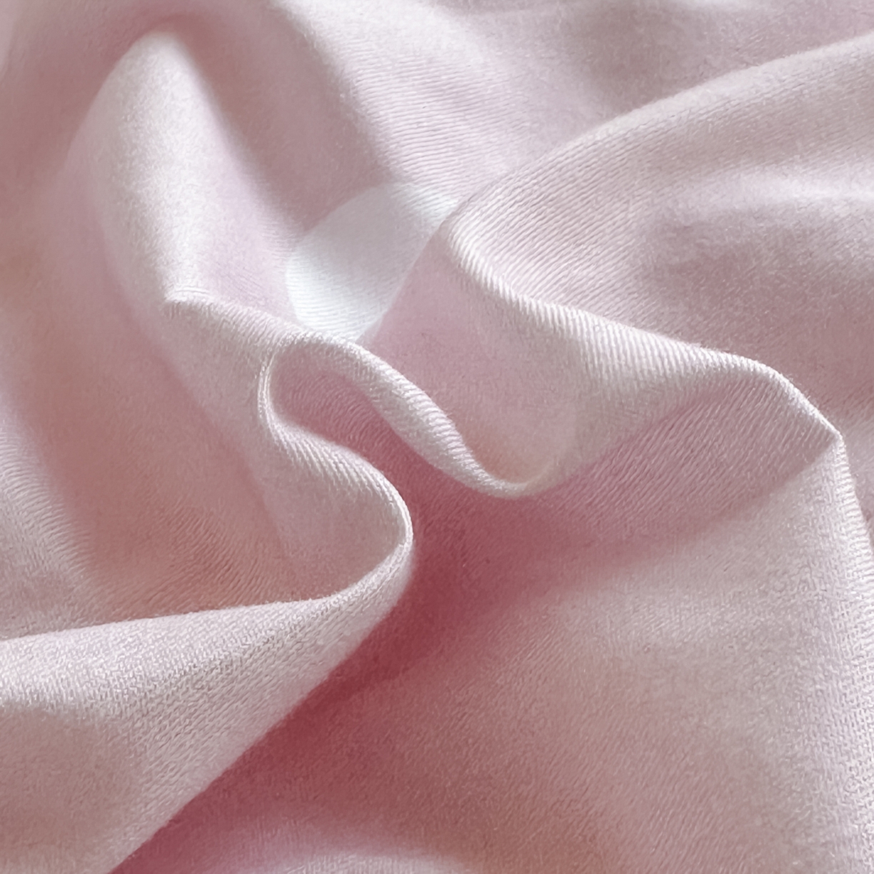 91家纺网 家纺一手货源 找家纺 浩诚 2025新款三丽鸥专版花型全棉纯棉学生三件套四件套 粉雾