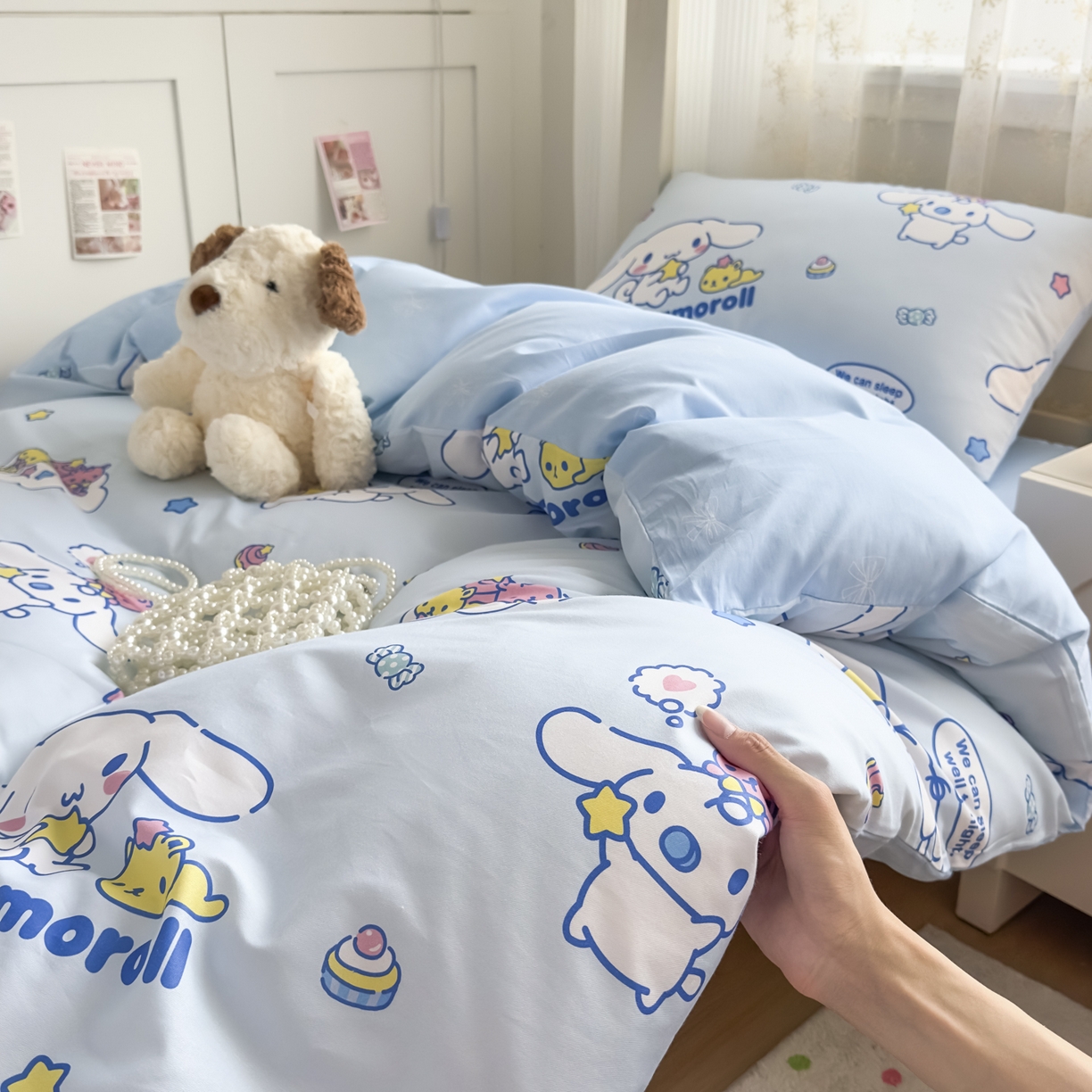 91家纺网 家纺一手货源 找家纺 浩诚 2025新款三丽鸥专版花型全棉纯棉学生三件套四件套 奶霜