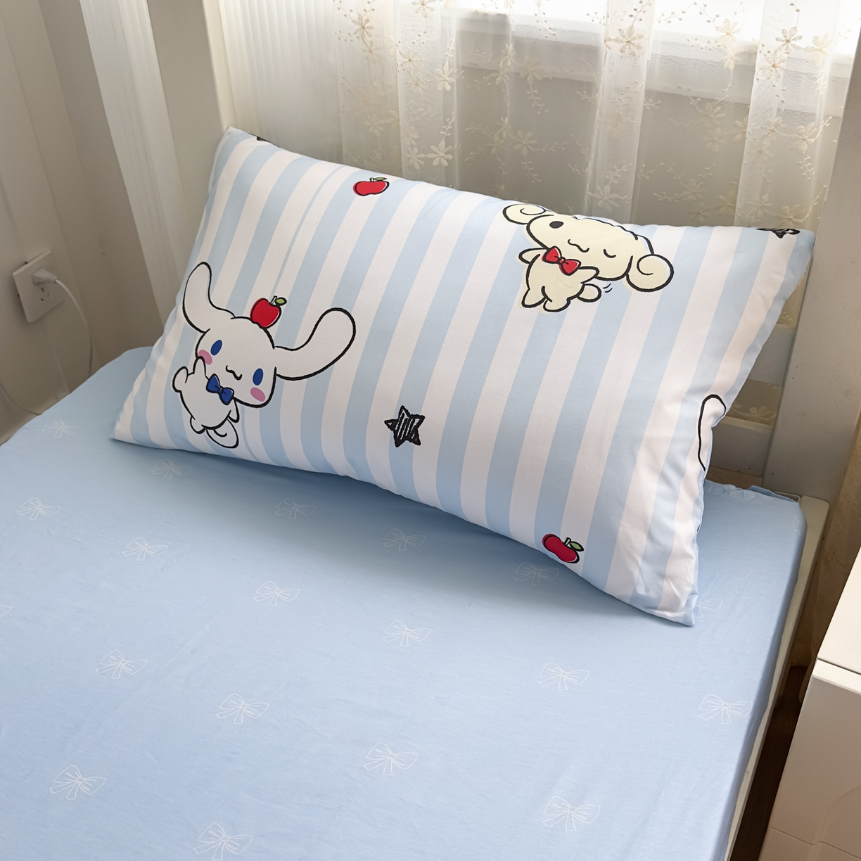 91家纺网 家纺一手货源 找家纺 浩诚 2025新款三丽鸥专版花型全棉纯棉学生三件套四件套 肉桂